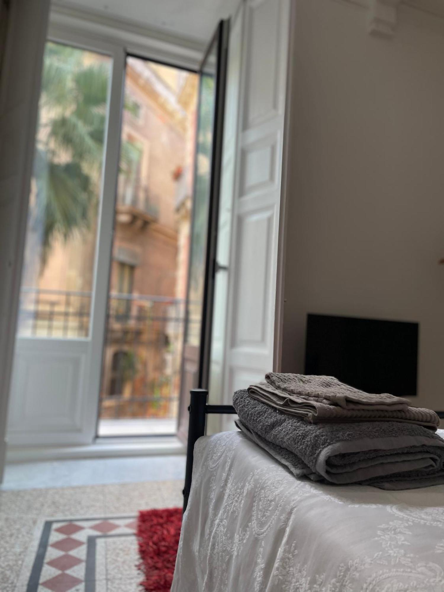 Gemmellaro 67 Apartment Catania Bagian luar foto