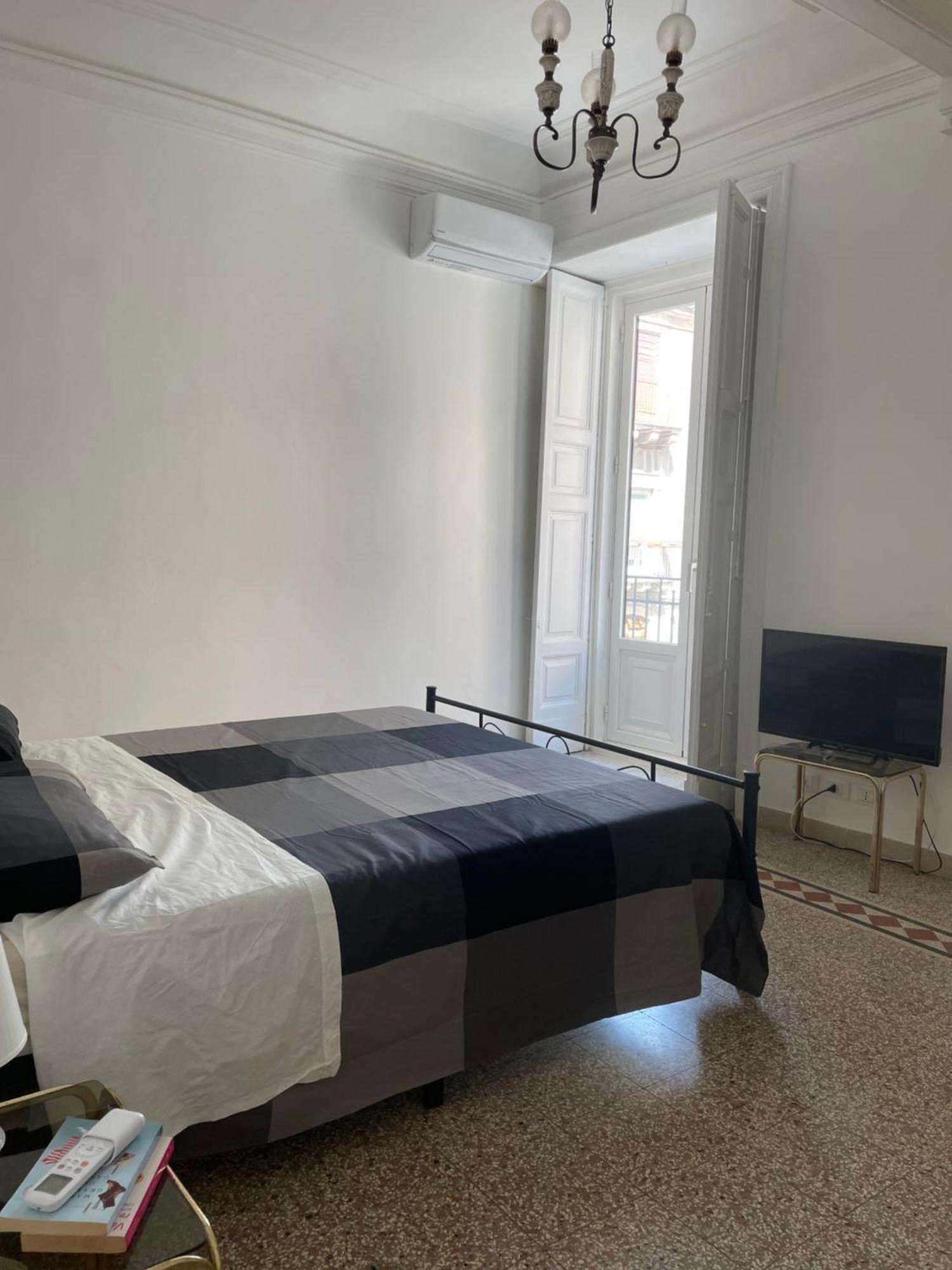 Gemmellaro 67 Apartment Catania Bagian luar foto