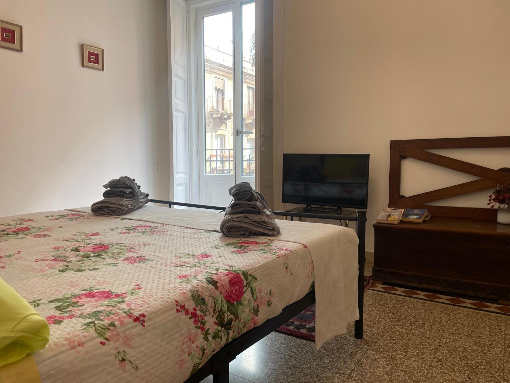 Gemmellaro 67 Apartment Catania Bagian luar foto